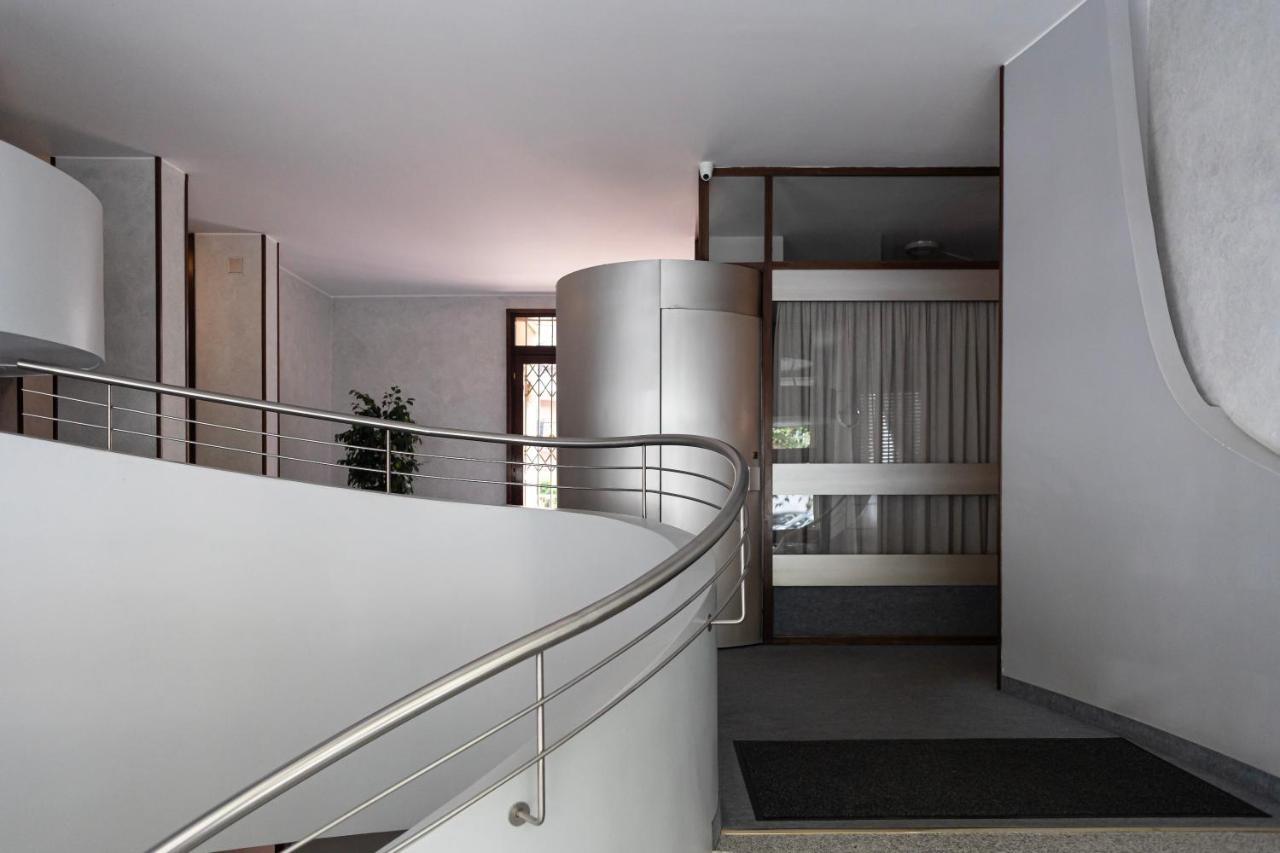 Accogliente Loft In Zona Monumentale/Cenisio Apartment Milan Luaran gambar